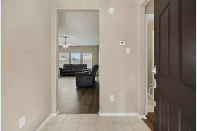 102 Blue Skies Court, La Marque, TX 77568 - Photo 5