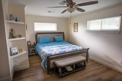 12814 Eastbrook Drive, Houston, TX 77013 - Photo 9