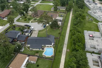12814 Eastbrook Drive, Houston, TX 77013 - Photo 19