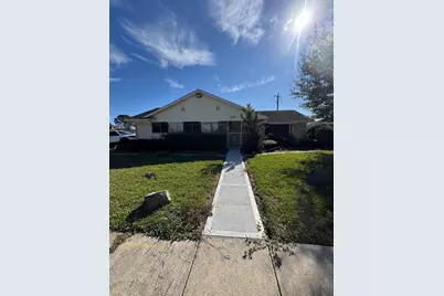 10134 Kirkglen Drive, Houston, TX 77089 - Photo 19