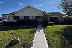 10134 Kirkglen Dr, Houston, TX 77089 - Photo 19