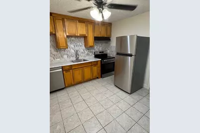 10134 Kirkglen Drive, Houston, TX 77089 - Photo 3
