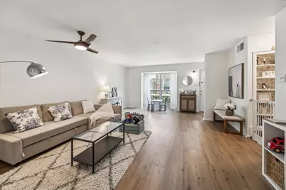 5823 Valley Forge Drive #93, Houston, TX 77057 - Photo 5