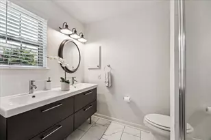 5823 Valley Forge Dr, Houston, TX 77057 - Photo 15