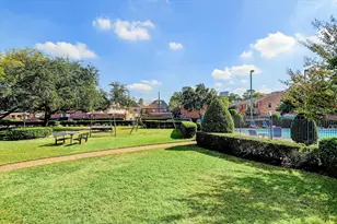 5823 Valley Forge Dr, Houston, TX 77057 - Photo 19