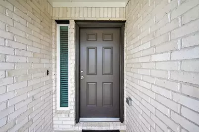 2111 Spring Hollow Drive, Baytown, TX 77521 - Photo 5
