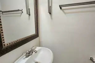 11738 Jelicoe Dr, Houston, TX 77047 - Photo 5