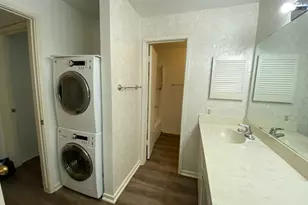 1100 Augusta Dr, Houston, TX 77057 - Photo 23