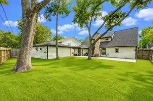 14539 Broadgreen Dr, Houston, TX 77079 - Photo 3