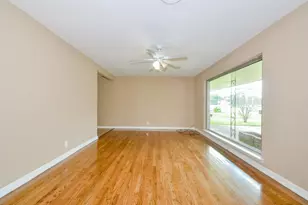 4809 W 43rd St, Houston, TX 77092 - Photo 3