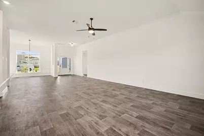 1 Keystone Court, Angleton, TX 77515 - Photo 5