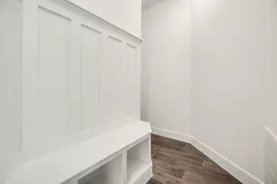 1 Keystone Ct, Angleton, TX 77515 - Photo 15