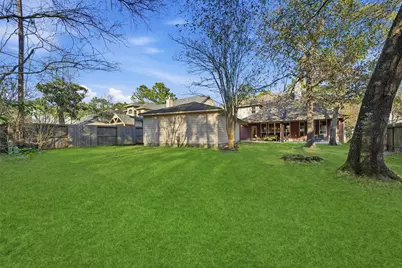 3011 Brook Shore Court, Houston, TX 77345 - Photo 29