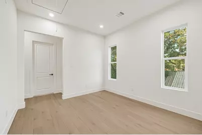 4806 Farmer St, Houston, TX 77020 - Photo 9