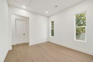 4806 Farmer St, Houston, TX 77020 - Photo 9