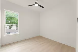 308 E 35th St, Houston, TX 77018 - Photo 21