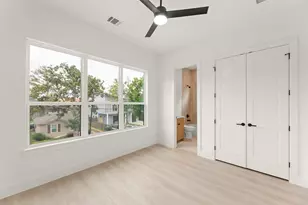 308 E 35th St, Houston, TX 77018 - Photo 25