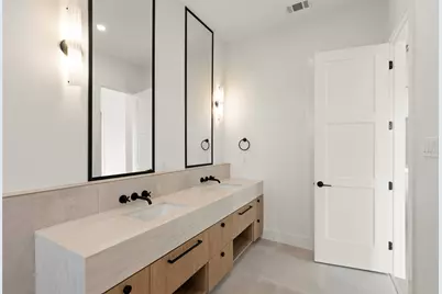 308 E 35th Street, Houston, TX 77018 - Photo 33