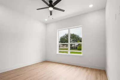 6018 Becky Lane, Pearland, TX 77584 - Photo 9