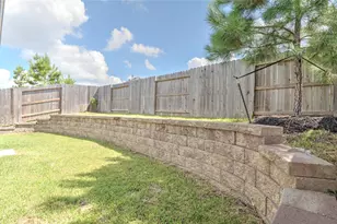 1537 San Sebastien Dr, Conroe, TX 77301 - Photo 17