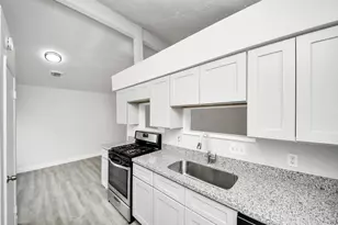 1911 Oakwell Ln, Katy, TX 77449 - Photo 15