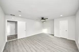 1911 Oakwell Ln, Katy, TX 77449 - Photo 19