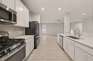 2922 Valeria Dr, Rosenberg, TX 77471 - Photo 13