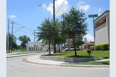 1001 Booth Street, Houston, TX 77009 - Photo 1