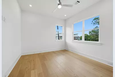 4441 Valerie Street, Bellaire, TX 77401 - Photo 39