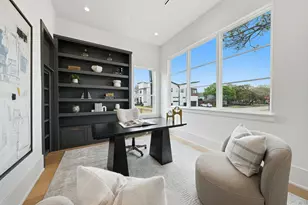 4441 Valerie St, Bellaire, TX 77401 - Photo 3