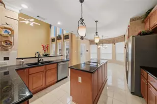5315 April Run Ct, Sugar Land, TX 77479 - Photo 17