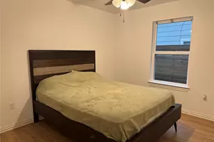 8125 N Sunnyhill St, Houston, TX 77088 - Photo 13