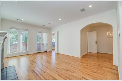 1931 Woodbury Street, Houston, TX 77030 - Photo 5