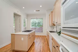 1931 Woodbury St, Houston, TX 77030 - Photo 9