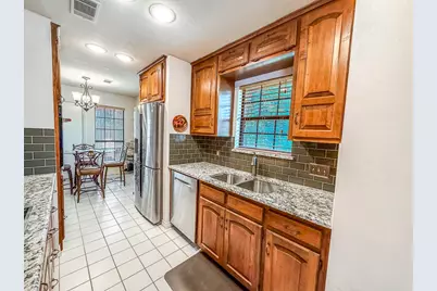 1401 Avenue O #H, Huntsville, TX 77340 - Photo 23