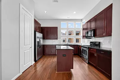 2352 Sperber Lane, Houston, TX 77003 - Photo 13