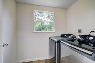 8277 Kingsbrook Rd, Houston, TX 77024 - Photo 5