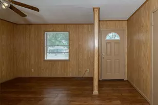 507 N Echols St, Caldwell, TX 77836 - Photo 5