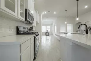 414 Zeus Mountain, Crosby, TX 77532 - Photo 5