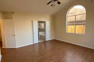 12211 Meadow Park Ct, Meadows Place, TX 77477 - Photo 5