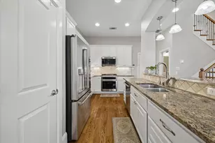 922 Fisher St, Houston, TX 77018 - Photo 9