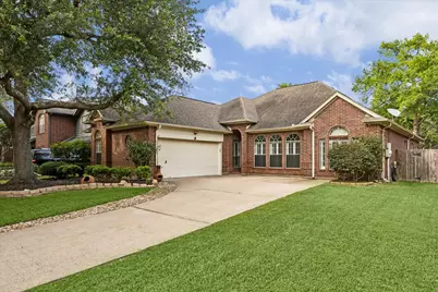 314 Bay Spring Drive, League City, TX 77573 - Photo 1