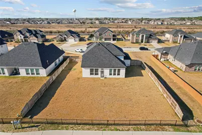 11802 Champions Forest Drive, Mont Belvieu, TX 77535 - Photo 5