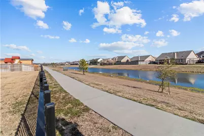 11802 Champions Forest Drive, Mont Belvieu, TX 77535 - Photo 19