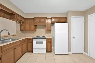 1605 Hazelwood St, Conroe, TX 77301 - Photo 11