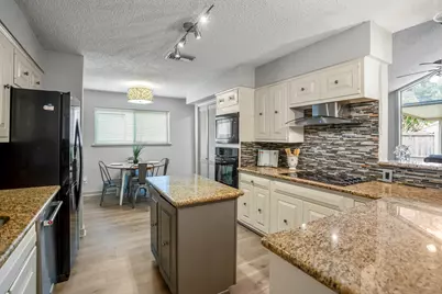 362 Champions Colony III Street, Houston, TX 77069 - Photo 9