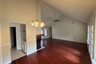 10423 Sand Pass Ln, Houston, TX 77064 - Photo 9