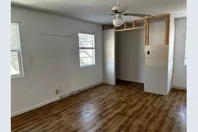 6300 Paradise Manor Circle, Marble Falls, TX 78654 - Photo 11