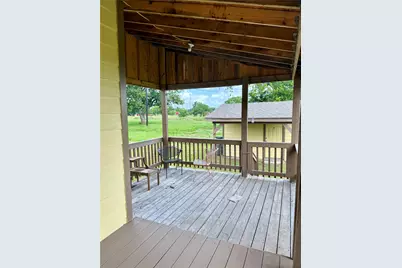 1002 W 2nd Street, El Campo, TX 77437 - Photo 27