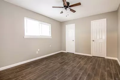 4327 Lucian Lane, Friendswood, TX 77546 - Photo 17